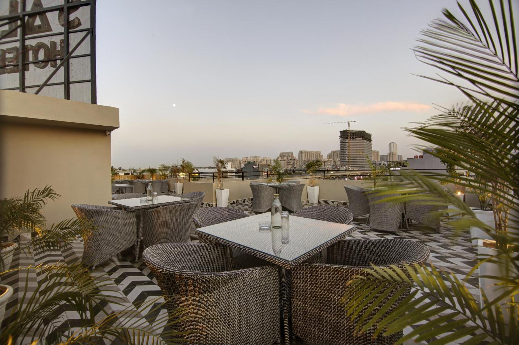 Saltstayz Select - Golf Course Road Gurgaon Exterior foto